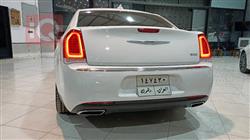 کرایسلەر 300